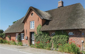 Two-Bedroom Holiday Home in Galmsbull
